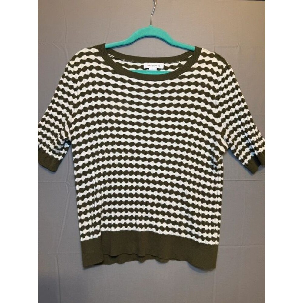 Liz Claiborne Wome's Knit Sweater Top.